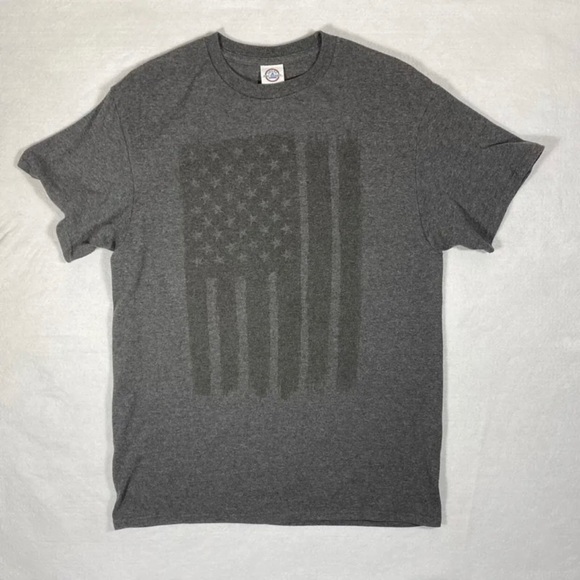 Delta Pro Weight Mens T-Shirt Sz M Gray American Flag Crew Neck Short Sleeve - Picture 1 of 7